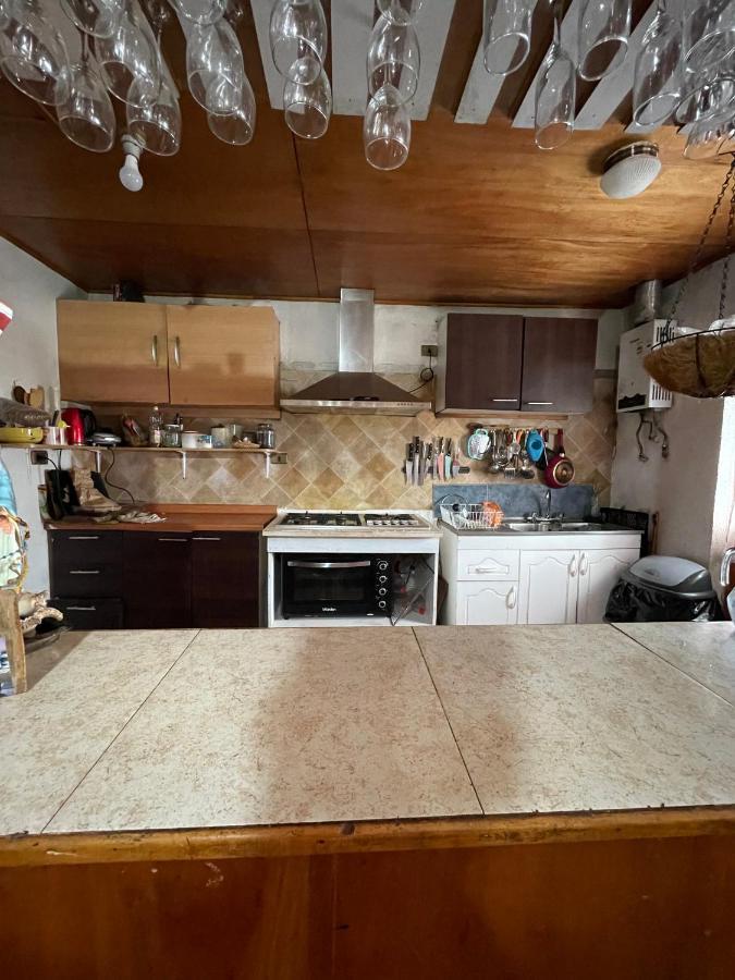 Pua Vaenga Hostel Hanga Roa Kültér fotó