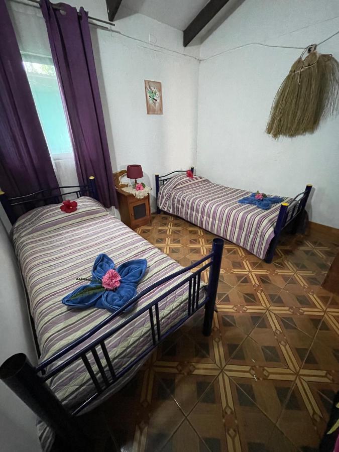 Pua Vaenga Hostel Hanga Roa Kültér fotó