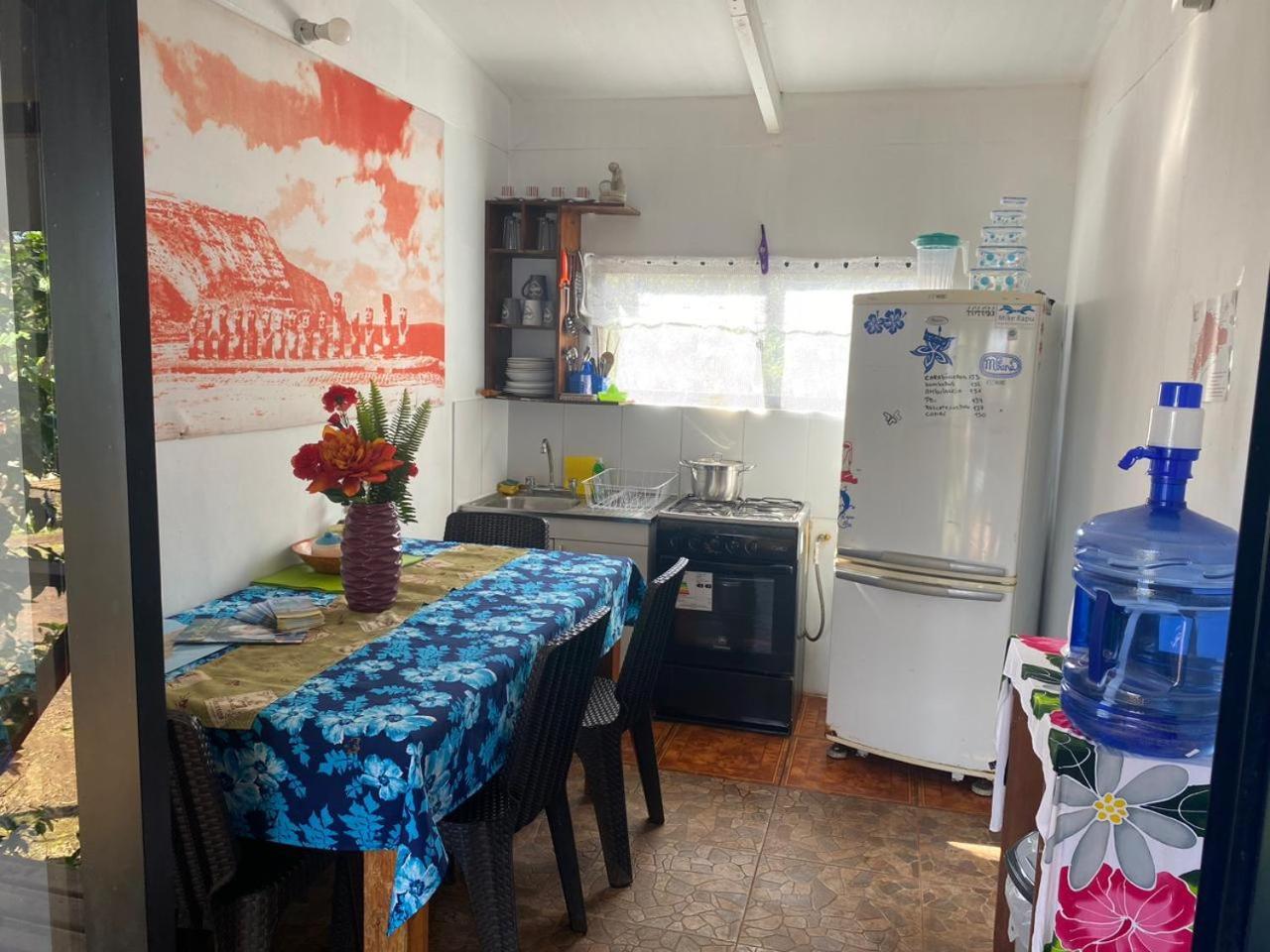 Pua Vaenga Hostel Hanga Roa Kültér fotó