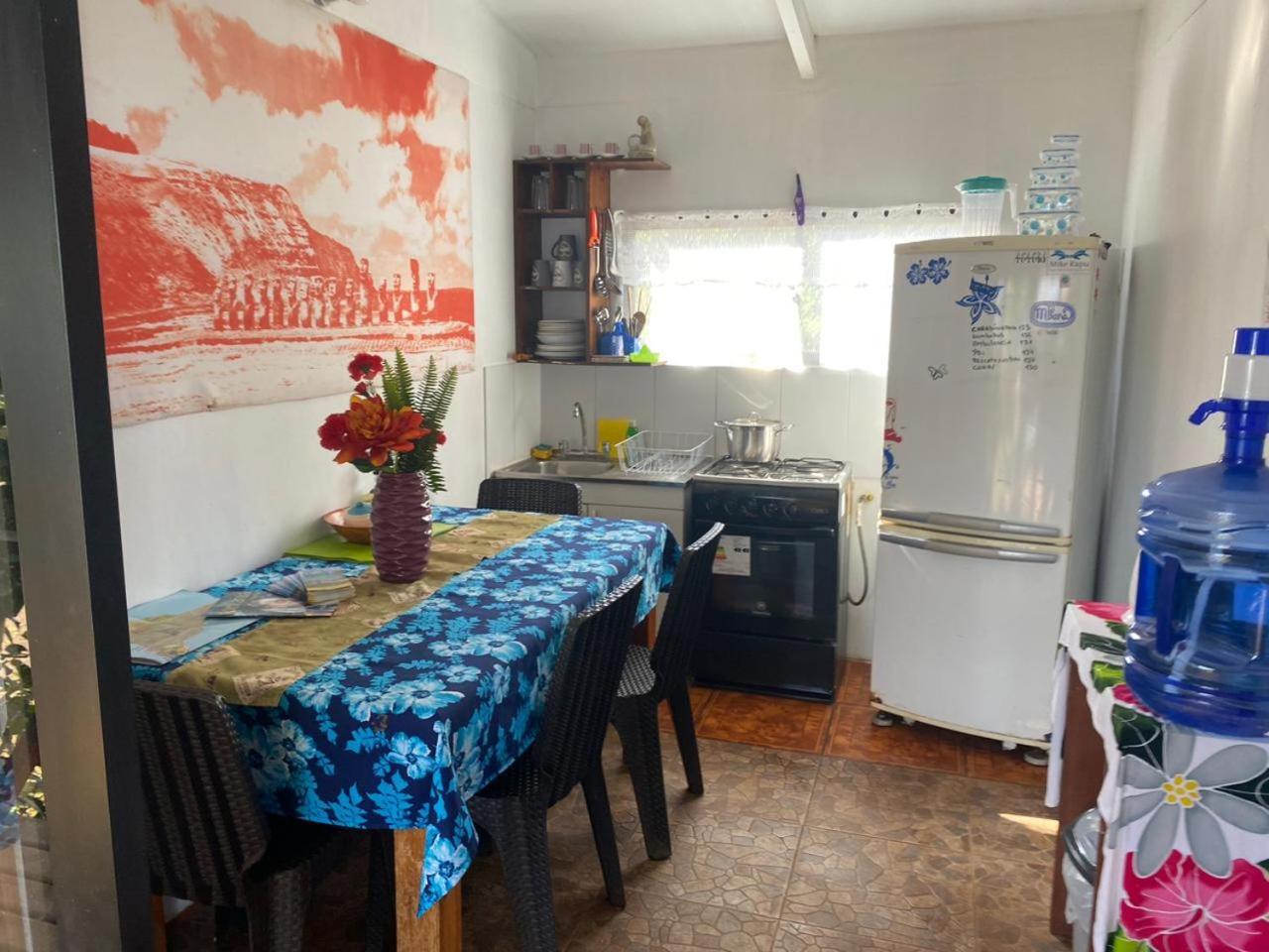 Pua Vaenga Hostel Hanga Roa Kültér fotó